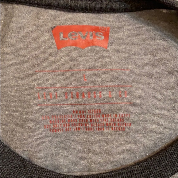 Men’s long sleeve Levi’s t-shirt - Picture 7 of 7